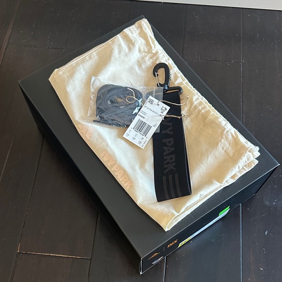 Ivy Park x adidas UltraBoost 'Black
Hi-Res Yellow' Men’s Sneakers - Picture 10 of 12